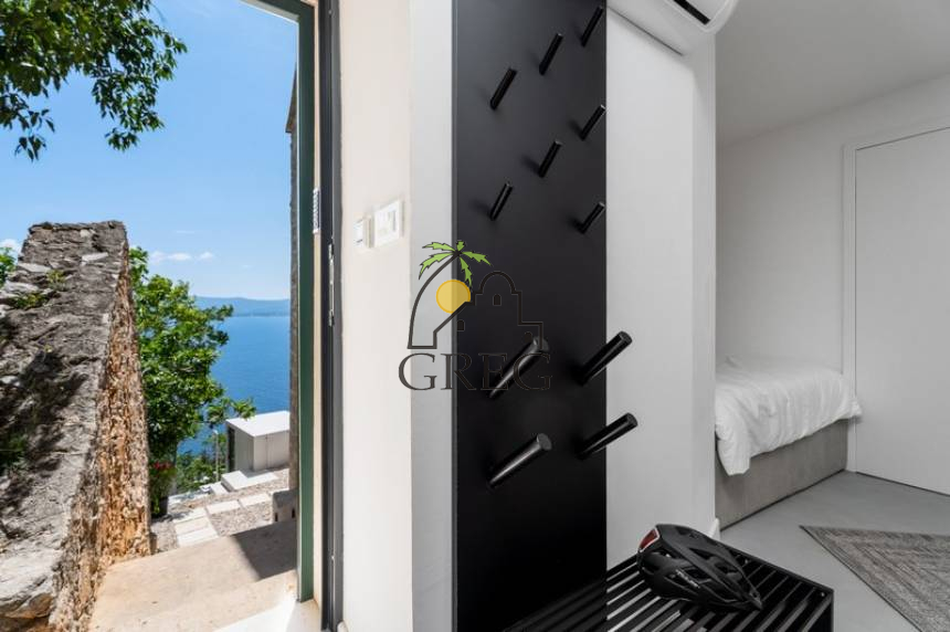 Chorwacja, Wyspa Brač,  - Apartamentowiec, na sprzedaż