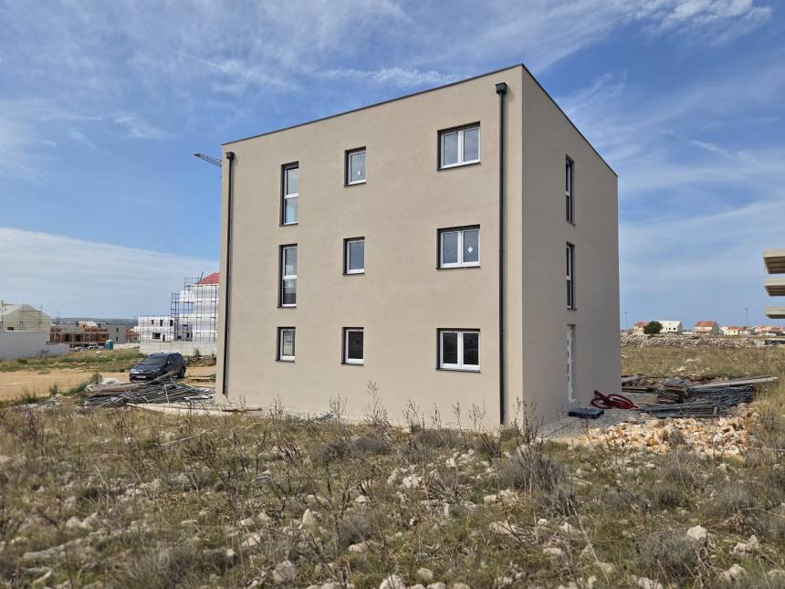 Croatia, Pag Island, Povljana - Apartment, for sale