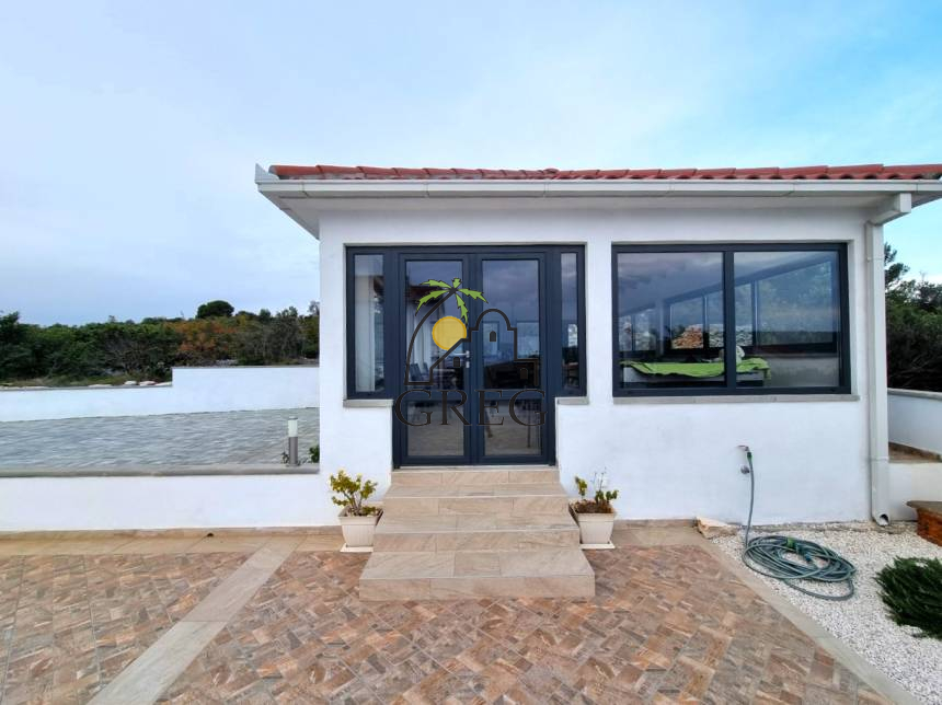 Croatia, North Dalmatia, Primošten - House, for sale