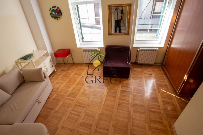 Chorwacja, Dalmacja Północna, Šibenik  - Szeregowiec, na sprzedaż