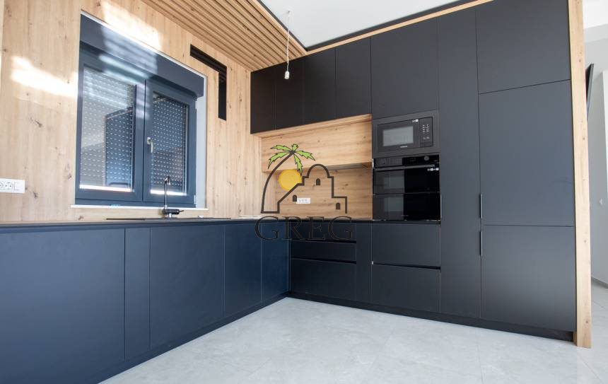 Croatia, North Dalmatia, Zadar - Apartment, for sale