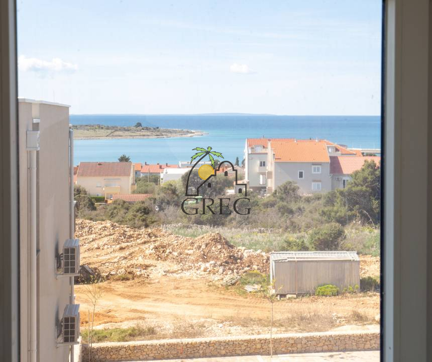 Croatia, Island of Pag, Novalja - Apartment, for sale