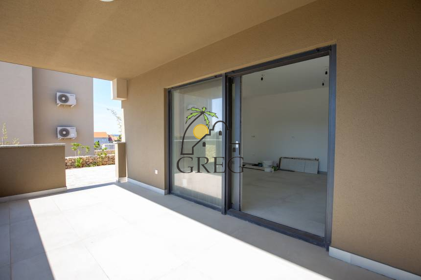 Croatia, Island of Pag, Novalja - Apartment, for sale