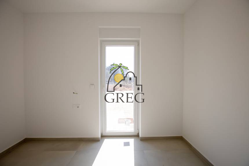 Croatia, Island of Pag, Novalja - Apartment, for sale