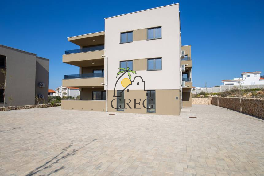 Croatia, Island of Pag, Novalja - Apartment, for sale