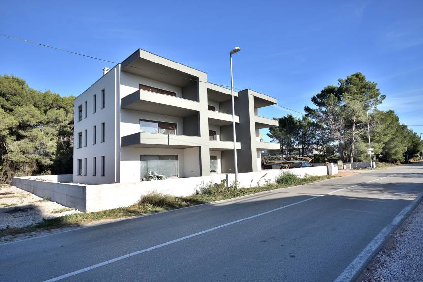 Croatia, North Dalmatia, Srima - Apartment, for sale