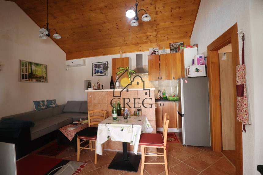 Chorwacja, Dalmacja Północna, Pirovac - Dom kamienny, na sprzedaż