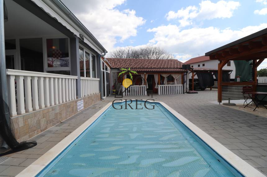 Chorwacja, Dalmacja Północna, Pirovac - Dom kamienny, na sprzedaż