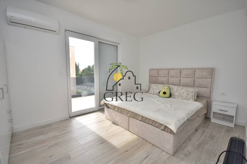 Chorwacja, Dalmacja Północna, Srima - Bliźniak, na sprzedaż