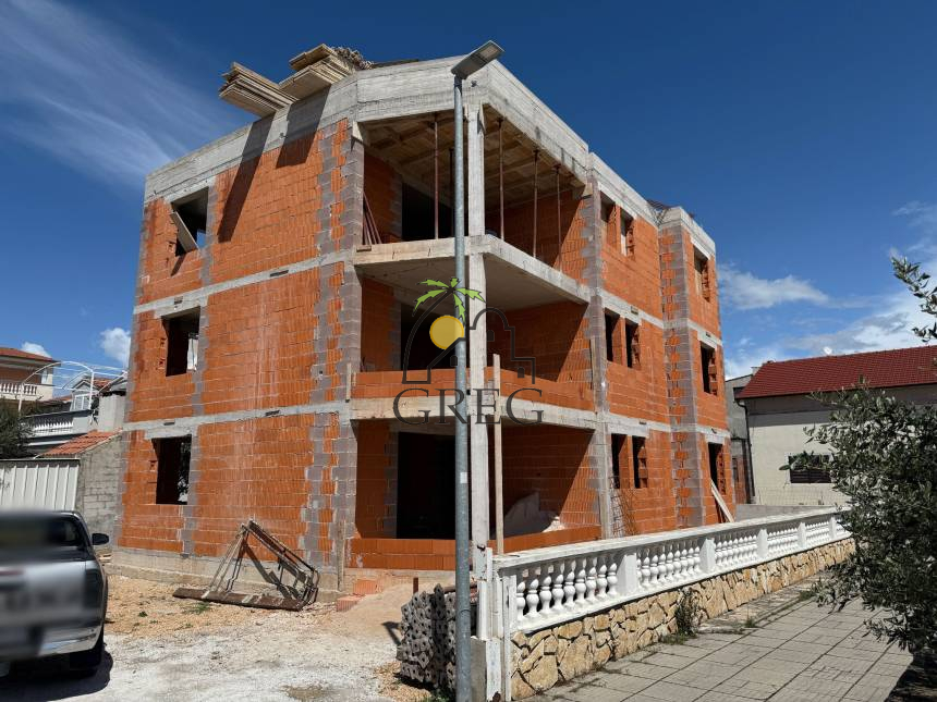 Croatia, North Dalmatia, Vodice - Apartment, for sale