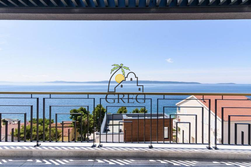 Croatia, Island of Ciovo,  - House, for sale