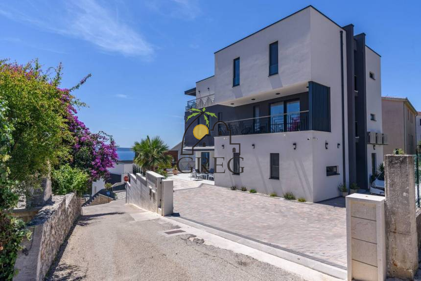 Croatia, Island of Ciovo,  - House, for sale