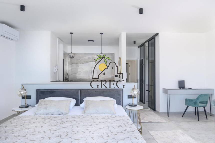 Croatia, Island of Ciovo,  - House, for sale