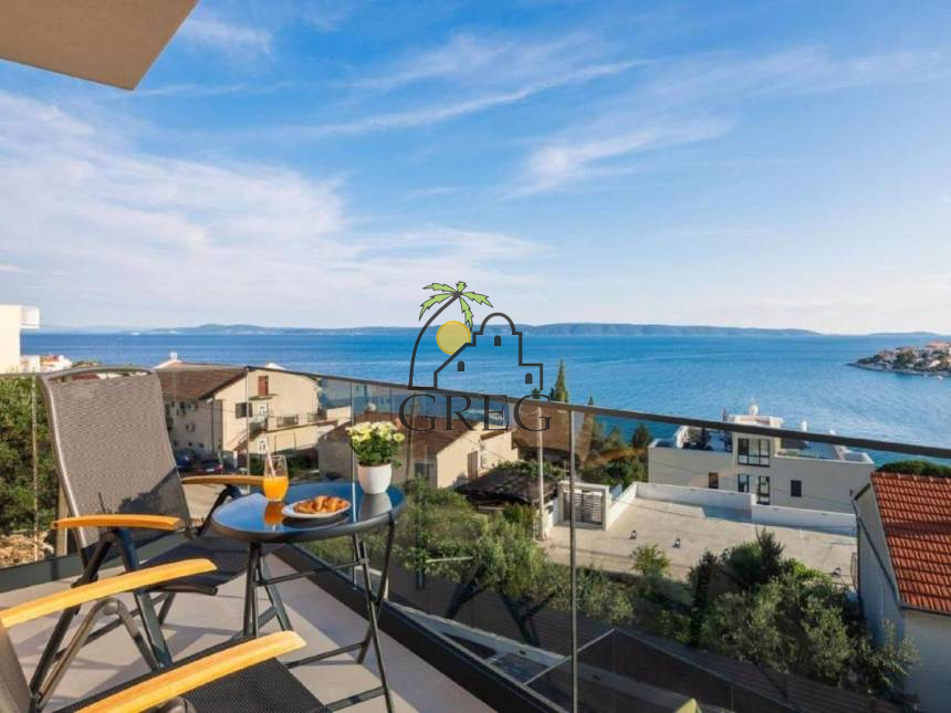 Croatia, Island of Ciovo,  - House, for sale