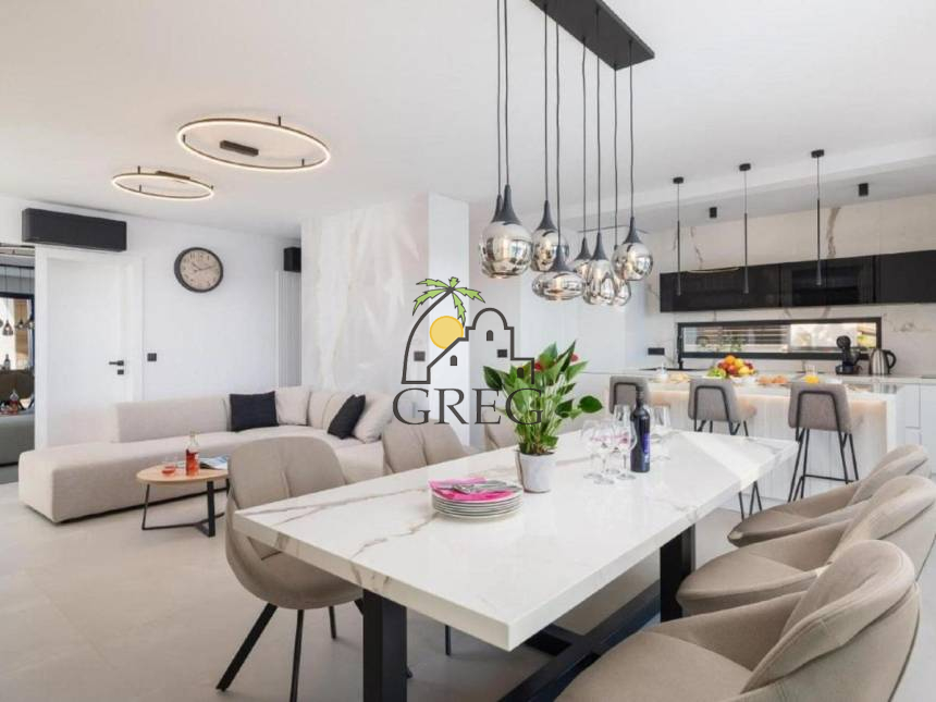 Chorwacja, Wyspa Ciovo,  - Dom, na sprzedaż