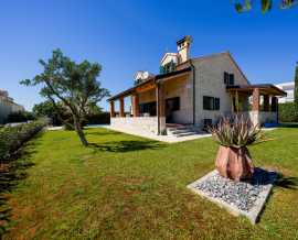 Croatia, North Dalmatia, Vodice - Stone house, for sale