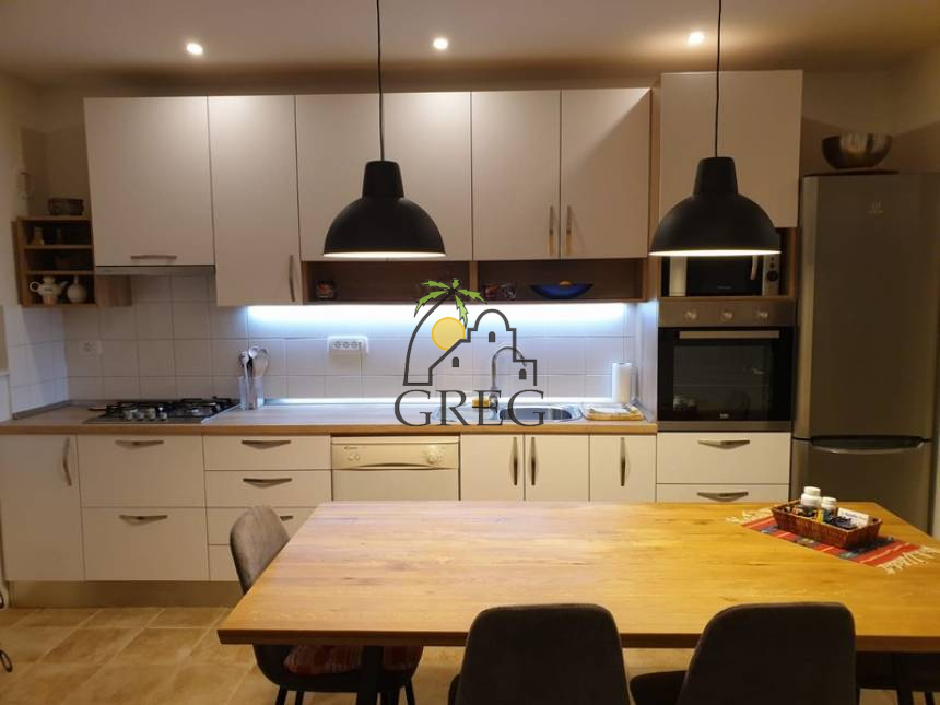 Chorwacja, Dalmacja Środkowa, Omis - Bliźniak, na sprzedaż