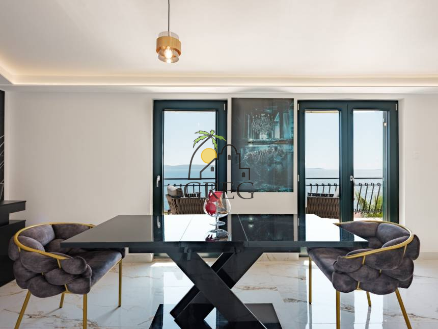 Croatia, Island of Ciovo,  - House, for sale