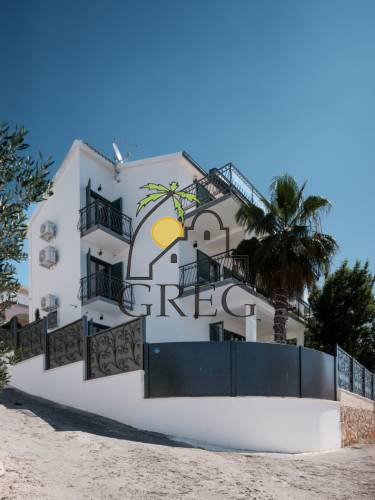 Croatia, Island of Ciovo,  - House, for sale