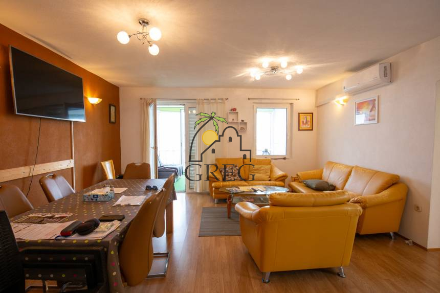 Chorwacja, Dalmacja Północna , Starigrad - Apartament, na sprzedaż