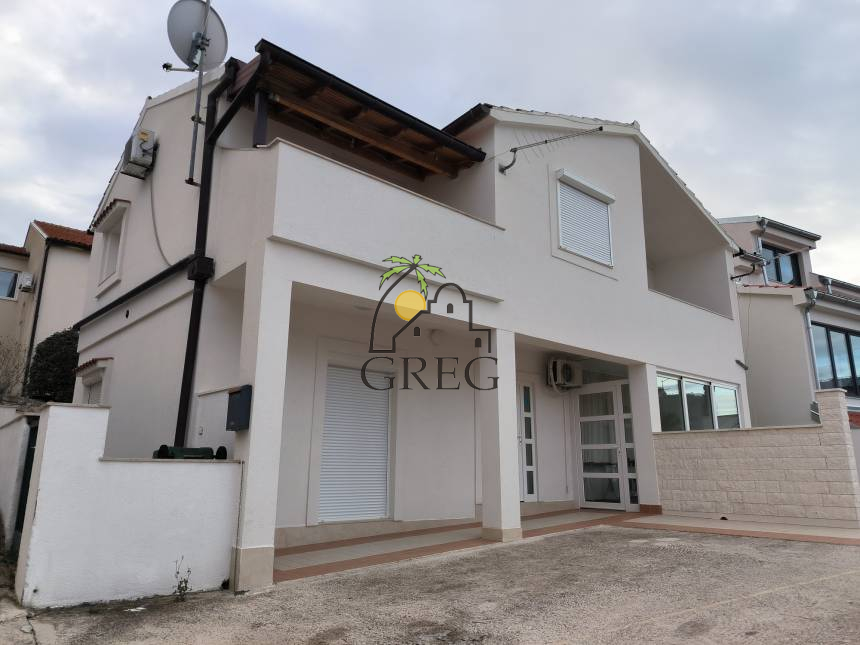 Croatia, North Dalmatia, Primošten - House, for sale