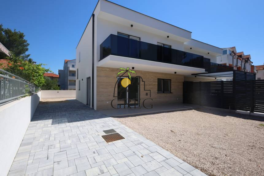 Chorwacja, Dalmacja Północna, Vodice - Bliźniak, na sprzedaż