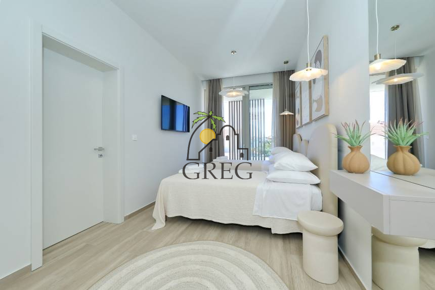 Croatia, North Dalmatia,  - House, for sale