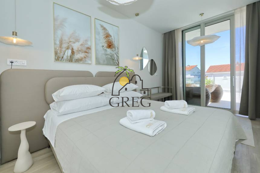 Croatia, North Dalmatia,  - House, for sale