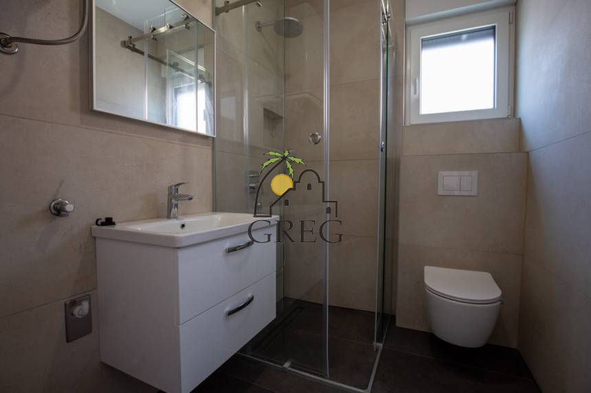 Chorwacja, Wyspa Vir,  - Apartament, na sprzedaż