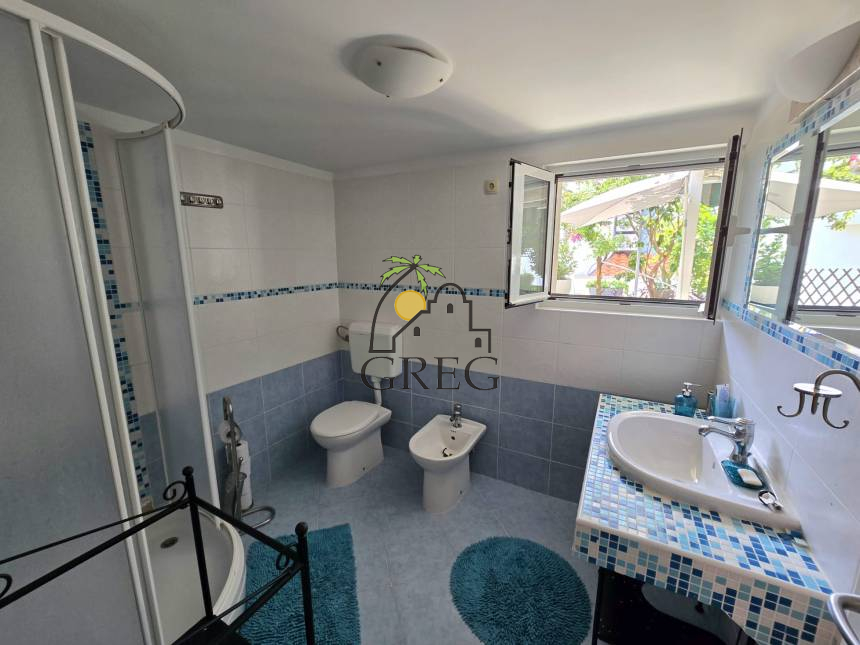 Chorwacja, Wyspa Ciovo,  - Bliźniak, na sprzedaż