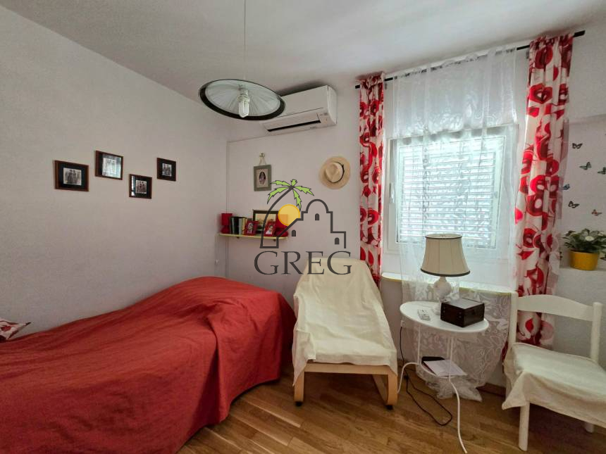 Chorwacja, Wyspa Ciovo,  - Bliźniak, na sprzedaż