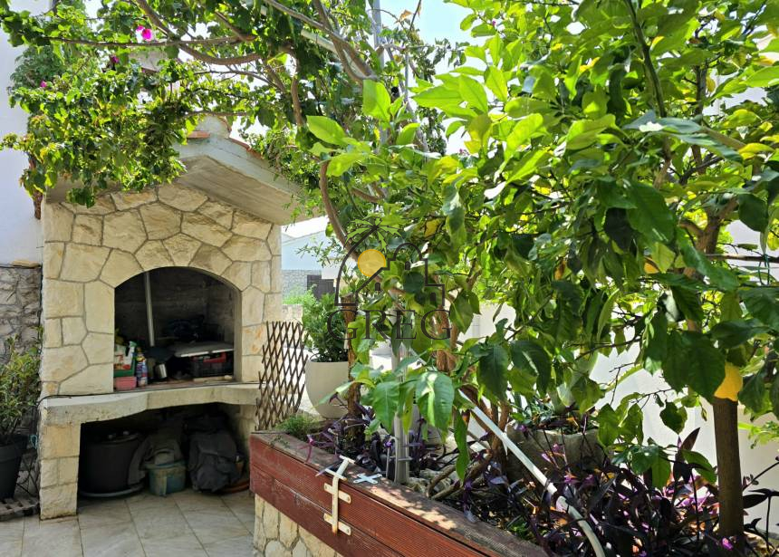 Chorwacja, Wyspa Ciovo,  - Bliźniak, na sprzedaż