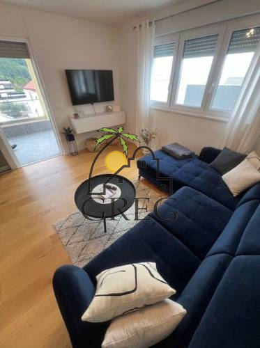 Croatia, Middle Dalmatia, Makarska - Apartment, for sale