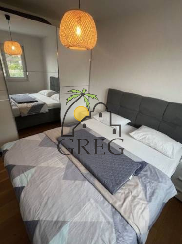 Croatia, Middle Dalmatia, Makarska - Apartment, for sale