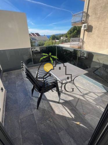 Croatia, Middle Dalmatia, Makarska - Apartment, for sale