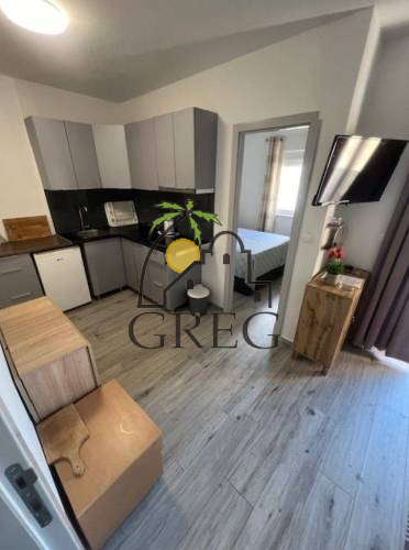 Croatia, Middle Dalmatia, Makarska - Apartment, for sale