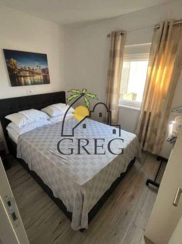 Croatia, Middle Dalmatia, Makarska - Apartment, for sale