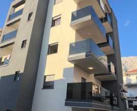 Croatia, Middle Dalmatia, Makarska - Apartment, for sale