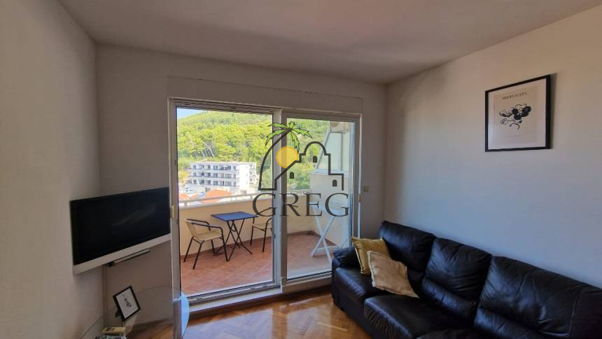 Croatia, Middle Dalmatia, Makarska - Apartment, for sale