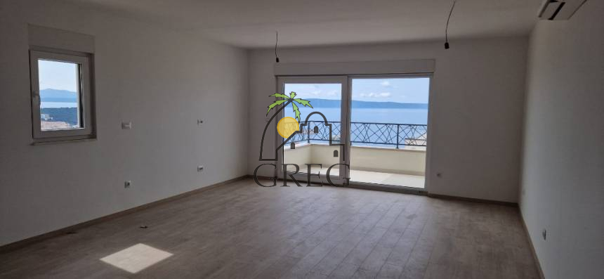 Croatia, Middle Dalmatia, Makarska - Apartment, for sale
