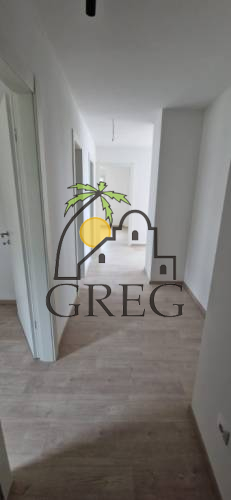 Croatia, Middle Dalmatia, Makarska - Apartment, for sale