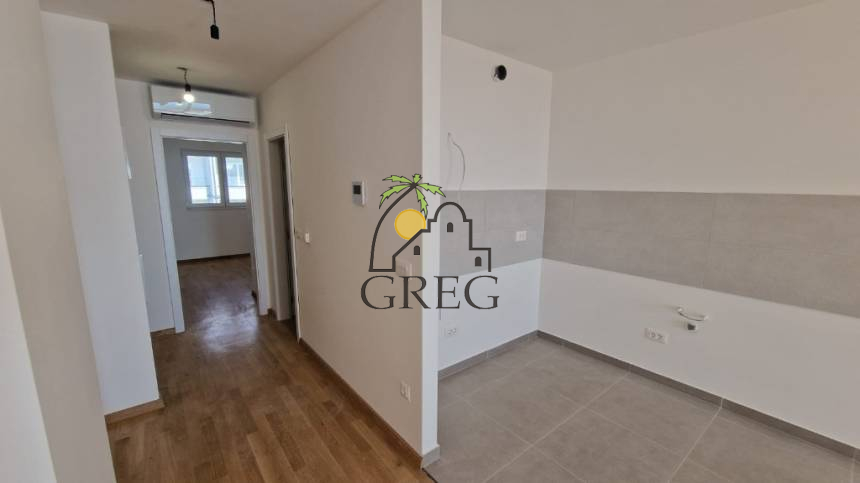 Croatia, Middle Dalmatia, Makarska - Apartment, for sale