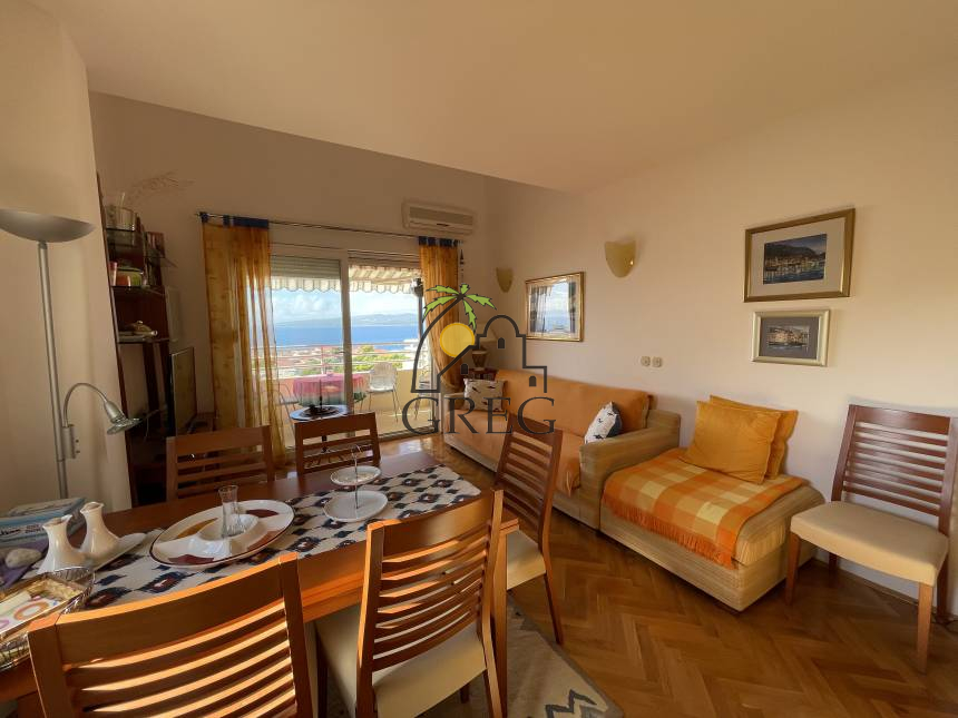 Croatia, Middle Dalmatia, Promajna - Apartment, for sale