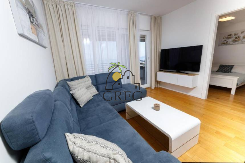 Croatia, Middle Dalmatia, Makarska - Apartment, for sale