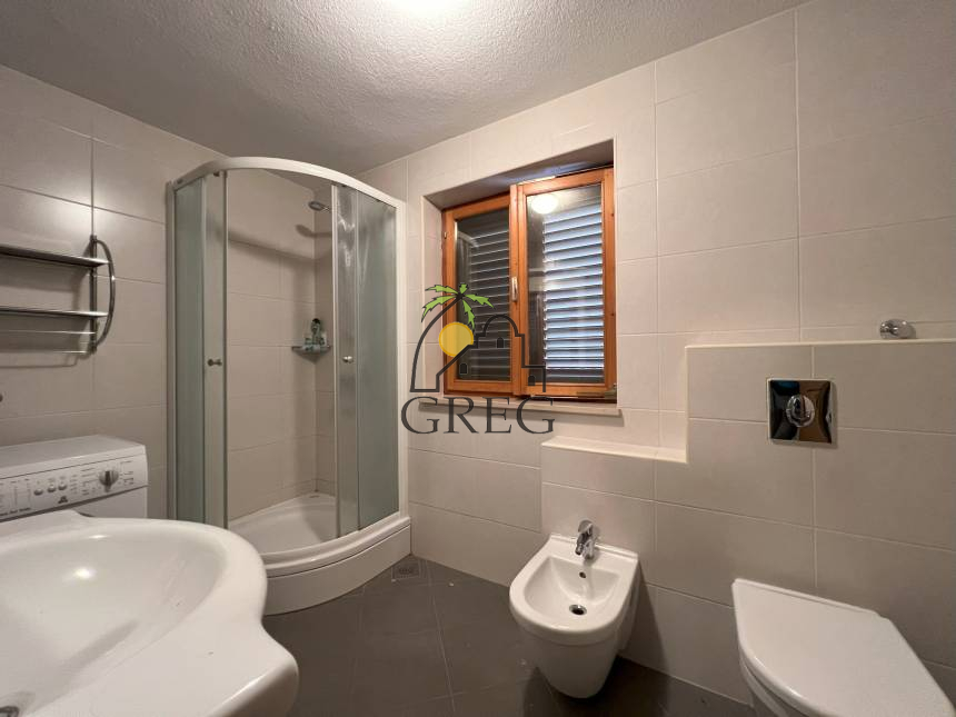 Chorwacja, Dalmacja Środkowa, Makarska - Szeregowiec, na sprzedaż