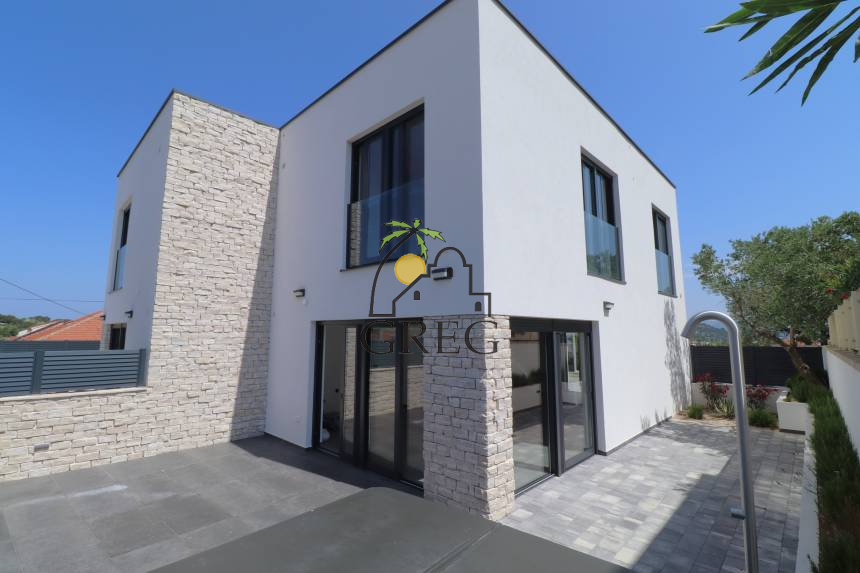 Chorwacja, Wyspa Murter,  - Bliźniak, na sprzedaż