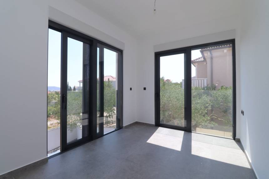 Croatia, Island of Murter,  - Semi-detached house, for sale