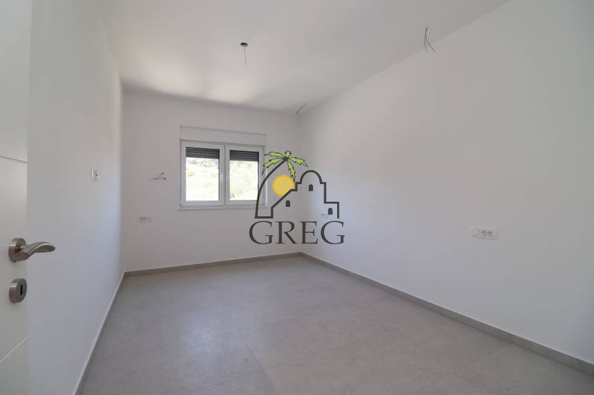 Croatia, Island of Murter, Betina - Apartment, for sale