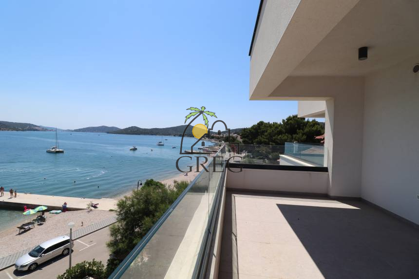 Croatia, Island of Murter, Betina - Apartment, for sale