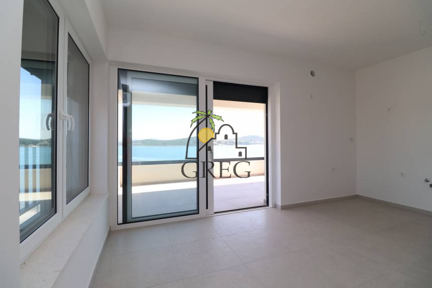 Croatia, Island of Murter, Betina - Apartment, for sale